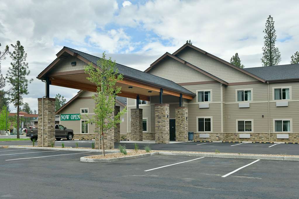 Grandstay Hotel & Suites Sisters Esterno foto